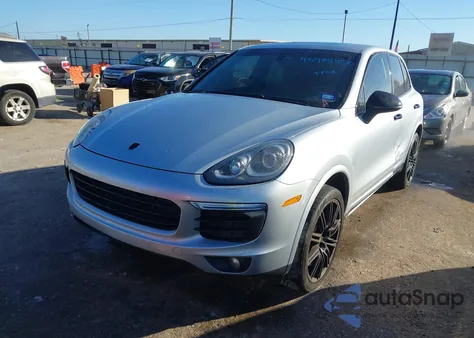 2017 Porsche Cayenne Platinum Edition z USA, uszkodzony, nr VIN WP1AA2A2XHKA82752